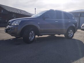 Kia Sorento CRDI 2.5 4x4 - 4