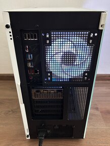 PREDÁM HERNÝ PC - R5 5600X, RTX 3060TI, 32GB DDR4, SSD, HDD - 4