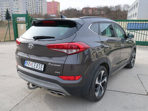 Odstúpim leasing na Hyundai Tucson 2.0 CRDi 4x4, plná výbava - 4