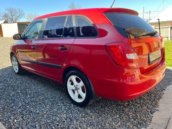 Skoda Fabia 1.2 TSI 2010 Facelift - 4