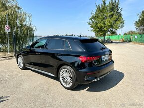 Audi A3 Sportback 35 1.5 TFSI S line Limitovaná Edícia S tro - 4