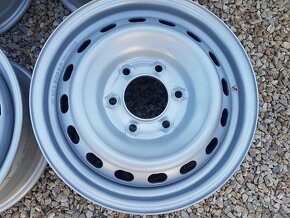 6x139,7 r16 plechové disky Hyundai H300, H1, i800, iMAx - 4