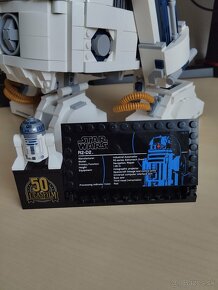 LEGO  Star Wars R2-D2 75308 - 4