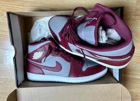 NOVE NIKE AIR JORDAN 1 MID RED WINE (45-11) - 4