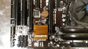 MB GIGABYTE H97-HD3 + i5-4570 + 16GB RAM - 4