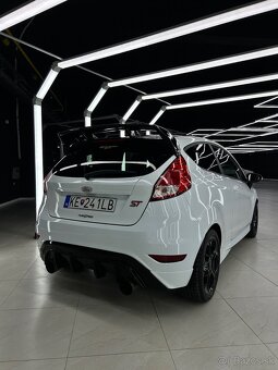 Ford Fiesta ST - 4