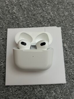 Airpods 3 - 4