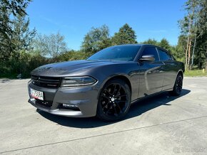 Dodge Charger V8 5,7 2016 krasne  príležitosť - 4