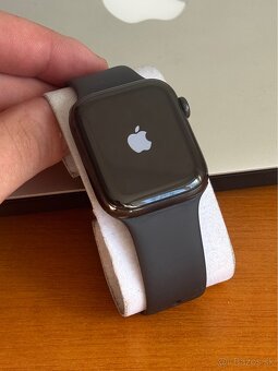 Apple Watch 5 44mm Stainless Steel - 4