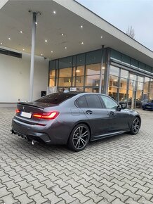 BMW G20 330i M sport REZERVACE - 4