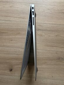 MacBook Air - 4