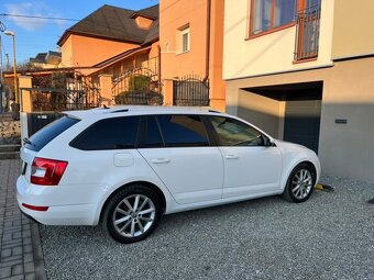 Octavia 2,0 TDI 110kw DSG combi - 4