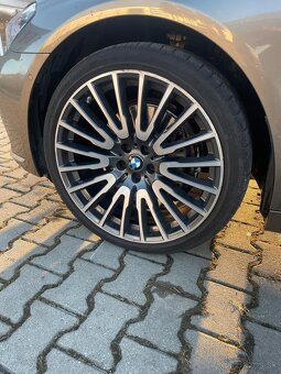 Predám BMW 730d full výbava - 4