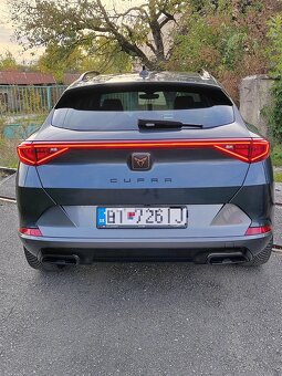 cupra formentor 1,5 tsi 110 kw dsg-9000km - 4