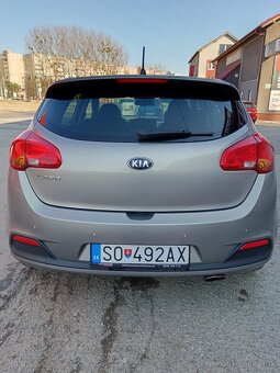 KIA CEED, 2014 GOLD - 4