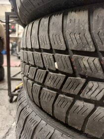 Predám zimné Barum 185/60R15 4ks - 4