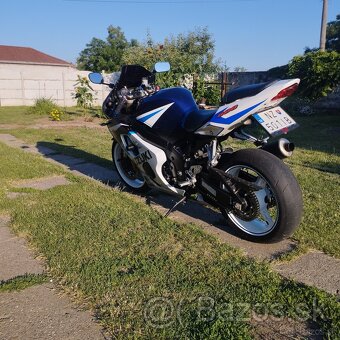 Suzuki GSXR-600 - 4