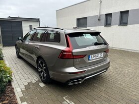 Volvo V60 R Design D4 - 4