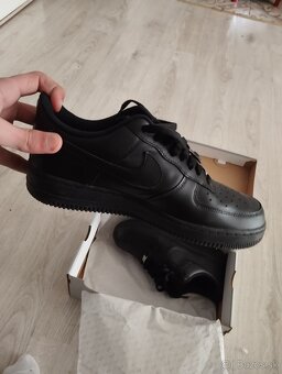 Air Force 1 Black - 4