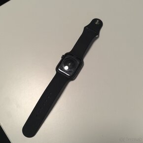 Apple Watch 5 44mm - 4