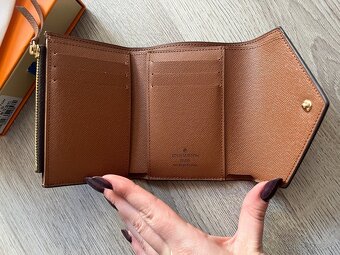 Louis Vuitton Wallet Victorine - 4