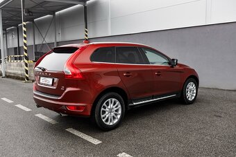 Volvo XC60 D5 AT6 151kW Momentum Geartronic AWD 10/2009 - 4