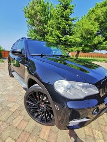 REZERVOVANE BMW X5e70 - 4