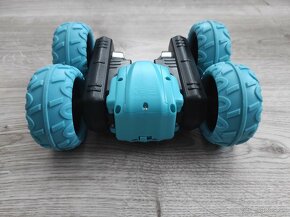 RC Auto na diaľkové ovládanie - Stunt car - 4