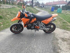 KTM SM 950 - 4