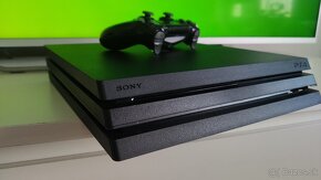 PS4 PRO, 1TB - 4