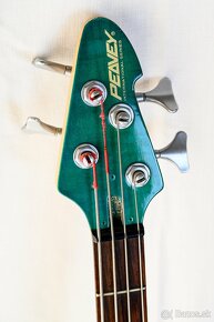 Peavey international series bass - 4