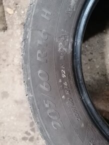 205/60r16 - 4