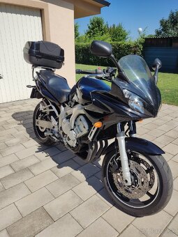 Yamaha Fazer 600 - 4