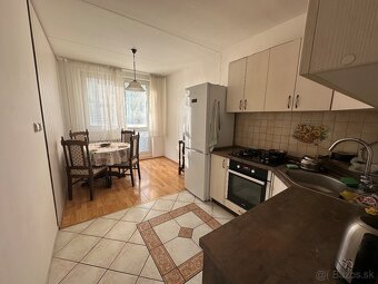 room for rent/Кімната з виходом на лоджію – Тереса, Кошиці - 4