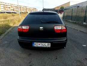 SEAT Leon 1M, 1.6 Benzín, 77kw, čierna matná - 4