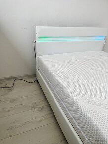 DETSKÁ POSTEĽ +MATRAC S LED PODSVIETENÍM - 4