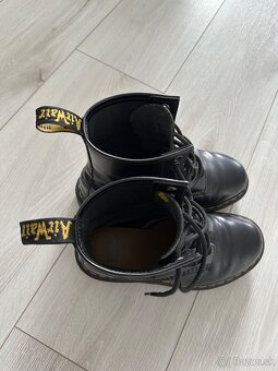 Dr. Martens - 4