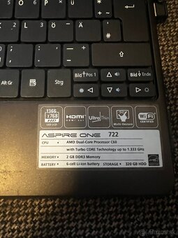 Acer aspire one - 4