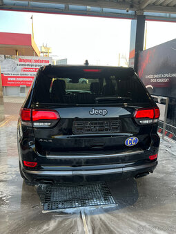 Jeep Grand Cherokee 3.0L V6 CRD S-Model A/T - 4