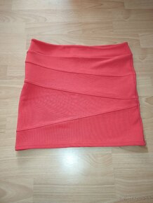 Ružovo-oranžová sukňa ASOS - 4