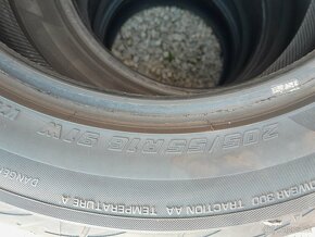 YOKOHAMA 205/55R16 91W - 4