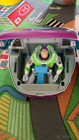 predam buzz lightyear s loďou - 4