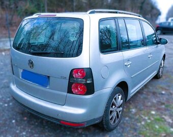 Volkswagen Touran 1.9 TDi Freestyle r.v. 2010 - 4