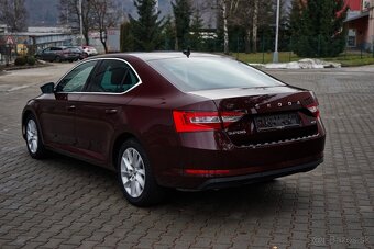 Škoda Superb 2.0 TDI SCR Style 4x4 DSG - 4