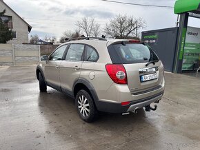 Chevrolet Captiva - 4