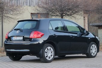 TOYOTA AURIS BENZÍN 1,6i VALVEMATIC - 4