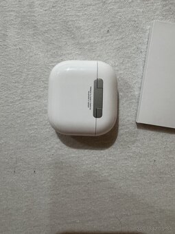 Predám Apple airpods 4 - 4