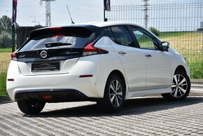 Nissan Leaf Elektro 40 KWH 7000_KM_ROK_9/2021 - 4