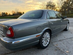 Jaguar XJ 8 4,2 Executive - 4