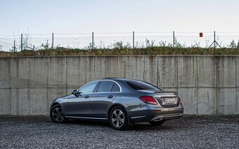 Mercedes-Benz e220d 4Matic Sedan (MOŽNÝ ODPOČET DPH) - 4